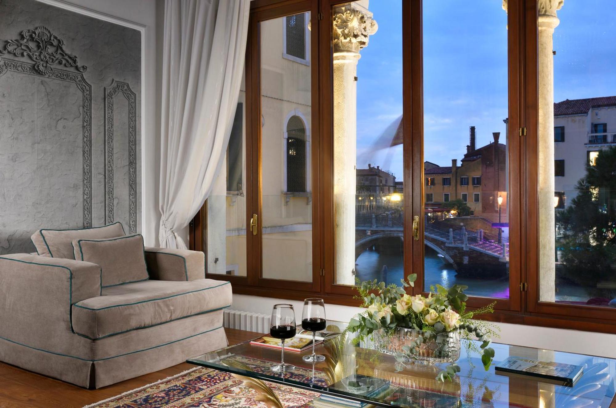 Swan Dolcevita Prestige Stay - Canal View & Exclusive Experience Venezia Eksteriør bilde